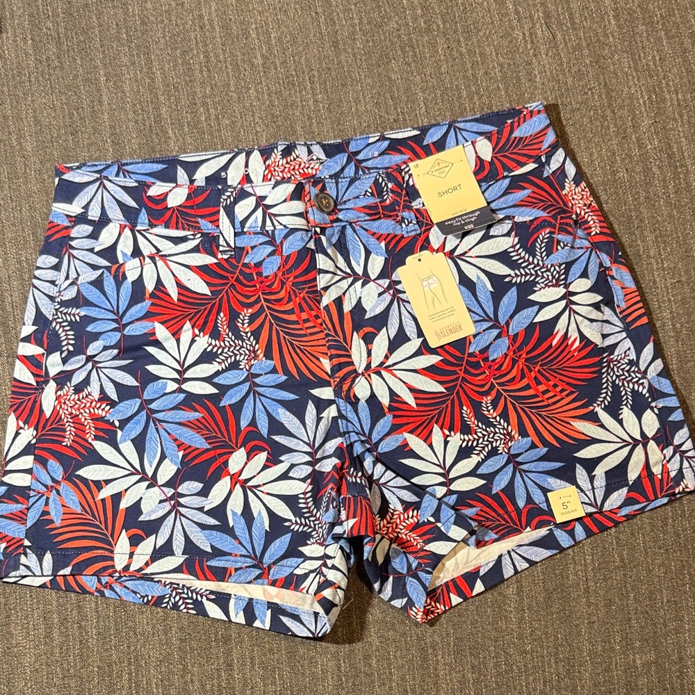 St. John's Bay Red and Blue Leaf Print Women's Shorts
